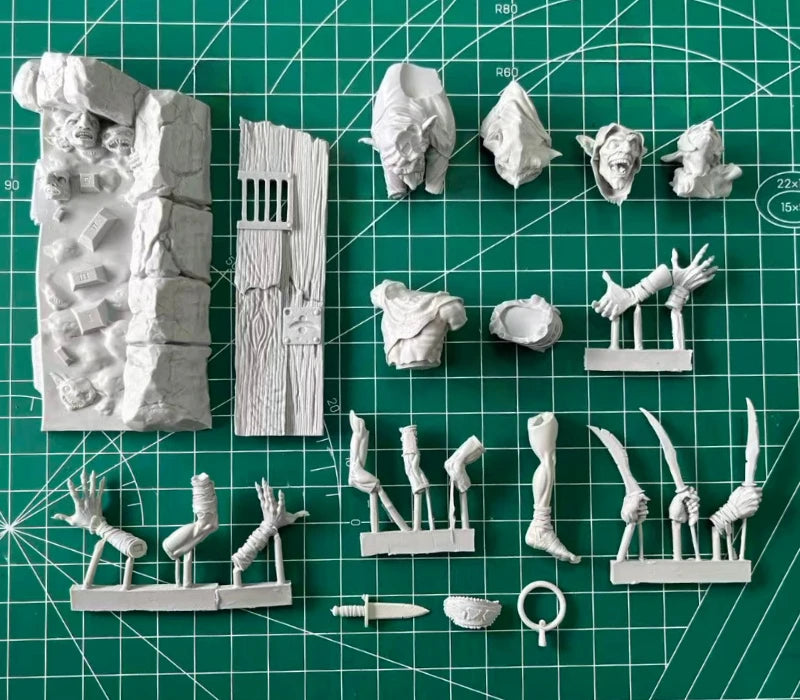 Dungeon Goblins with Tusks 100mm Resin Figure Kit - 100mm resin model view 5