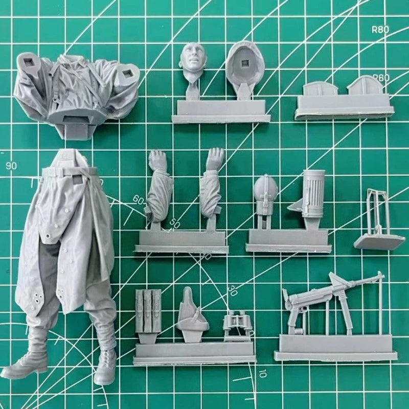 WWII German Wehrmacht Soldier 1/16 Resin Figure Kit - 1/16 resin model view 5