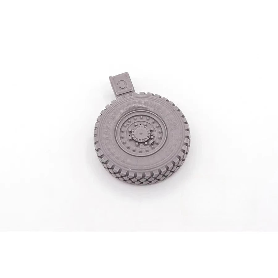 1/35 Military Vehicle Wheel and Tire Set (Resin Accessory) - resin model view 2
