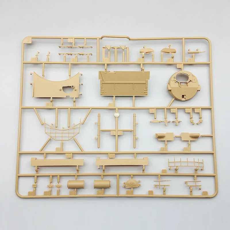 Cold War Soviet T-54/T-55 Main Battle Tank 1/35 Resin Vehicle Kit - resin model view 4