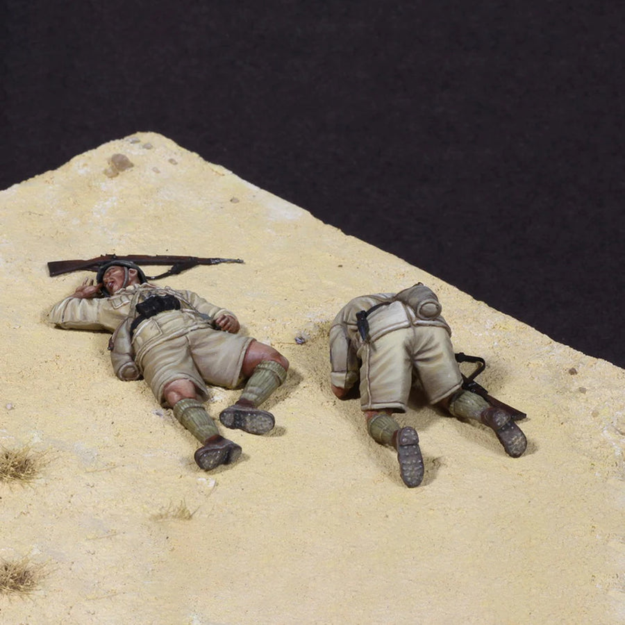 WWII Desert Infantry Soldiers 1/35 Resin Figure Diorama Set - 1/35 resin model view 2