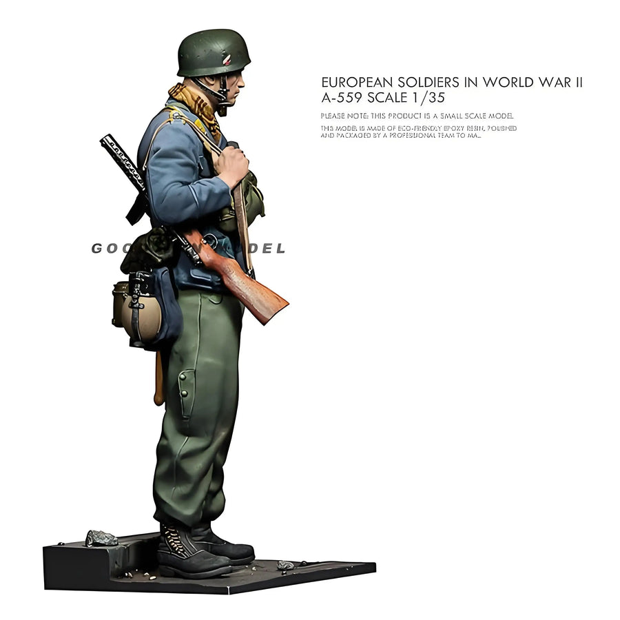 WWII European Soldiers 1/35 Scale Resin Figure Set (3 Figures) - 1/35 resin model view 5