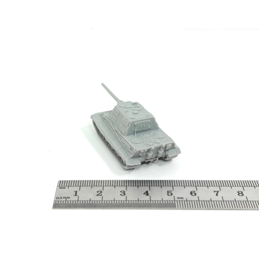 WWII German Jagdtiger Tank Destroyer 1/144 Resin Model Kit - 1/144 resin model view 4