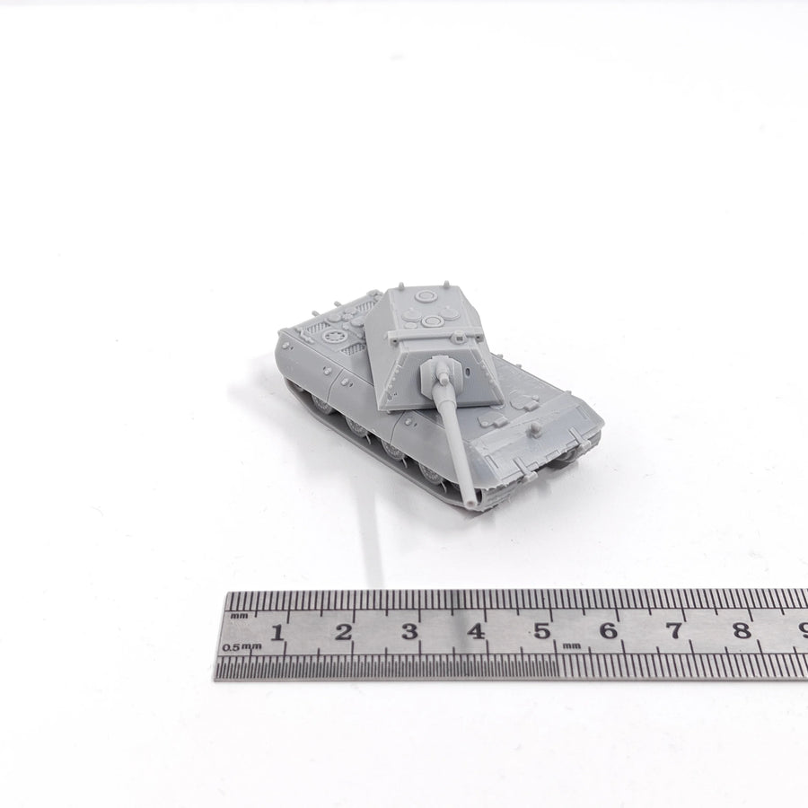 WWII German E-100 Heavy Tank 1/144 Scale Resin Model Kit - 1/144 resin model view 2