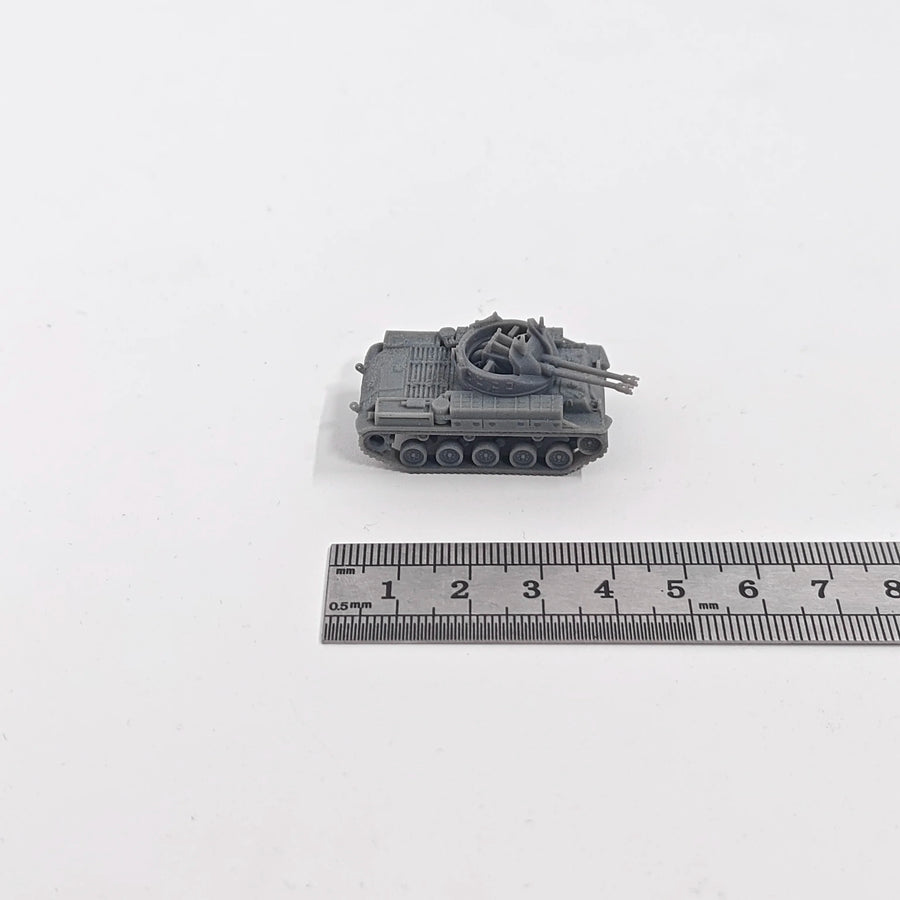 M42 Duster WWII US Self-Propelled Gun 1/144 Resin Model Kit - 1/144 resin model view 3