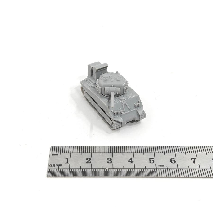 Modern US M4 Sherman Tank 1/144 Resin Model Kit - 1/144 resin model view 2