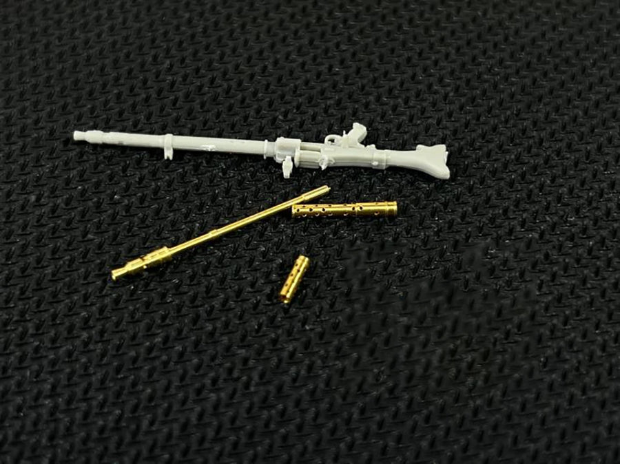 WWII German Rifle with Brass Barrel Tube 1/35 Resin Accessory Kit - resin model view 2