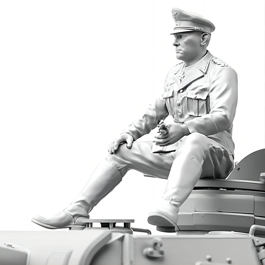 WWII German Officer Seated 1/16 Resin Figure Kit - 1/16 resin model view 4