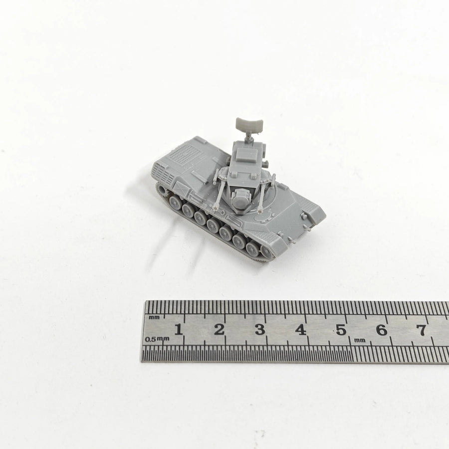 Flakpanzer Gepard Self-Propelled Anti-Aircraft Gun 1/144 Resin Kit - 1/144 resin model view 2