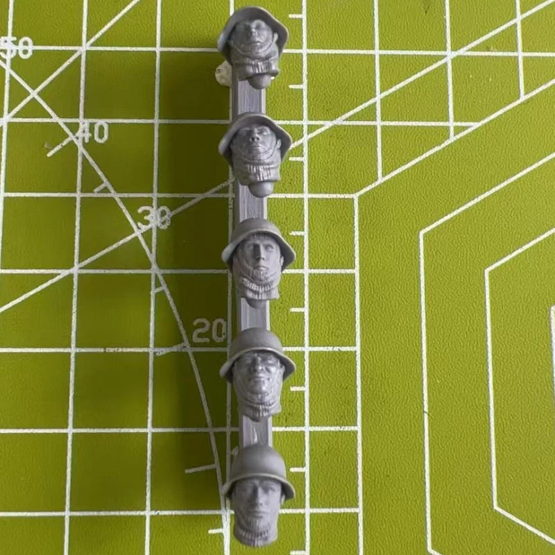 WWI German Soldier Heads with Helmets 1/35 Resin Figure Kit - 1/35 resin model view 4