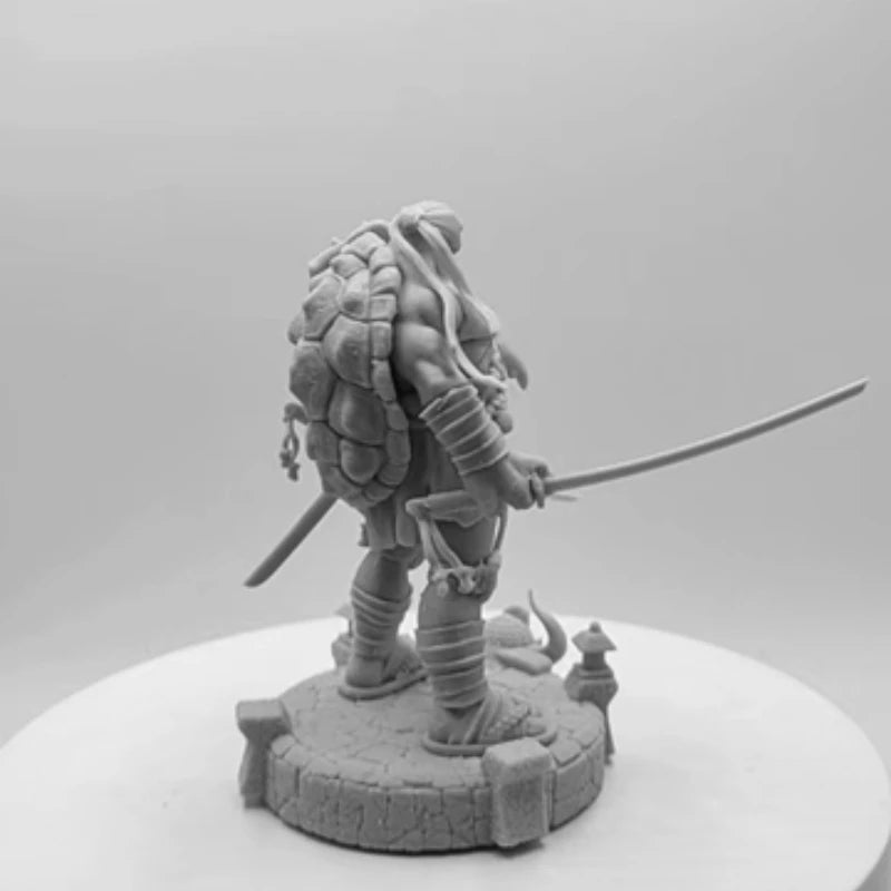 Turtle Hero Swordsman with Dual Swords 1/24 Resin Figure Kit - 1/24 resin model view 3