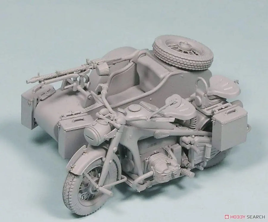 WWII German Zündapp KS750 Motorcycle with Sidecar 1/35 Resin Kit - 1/35 resin model view 4