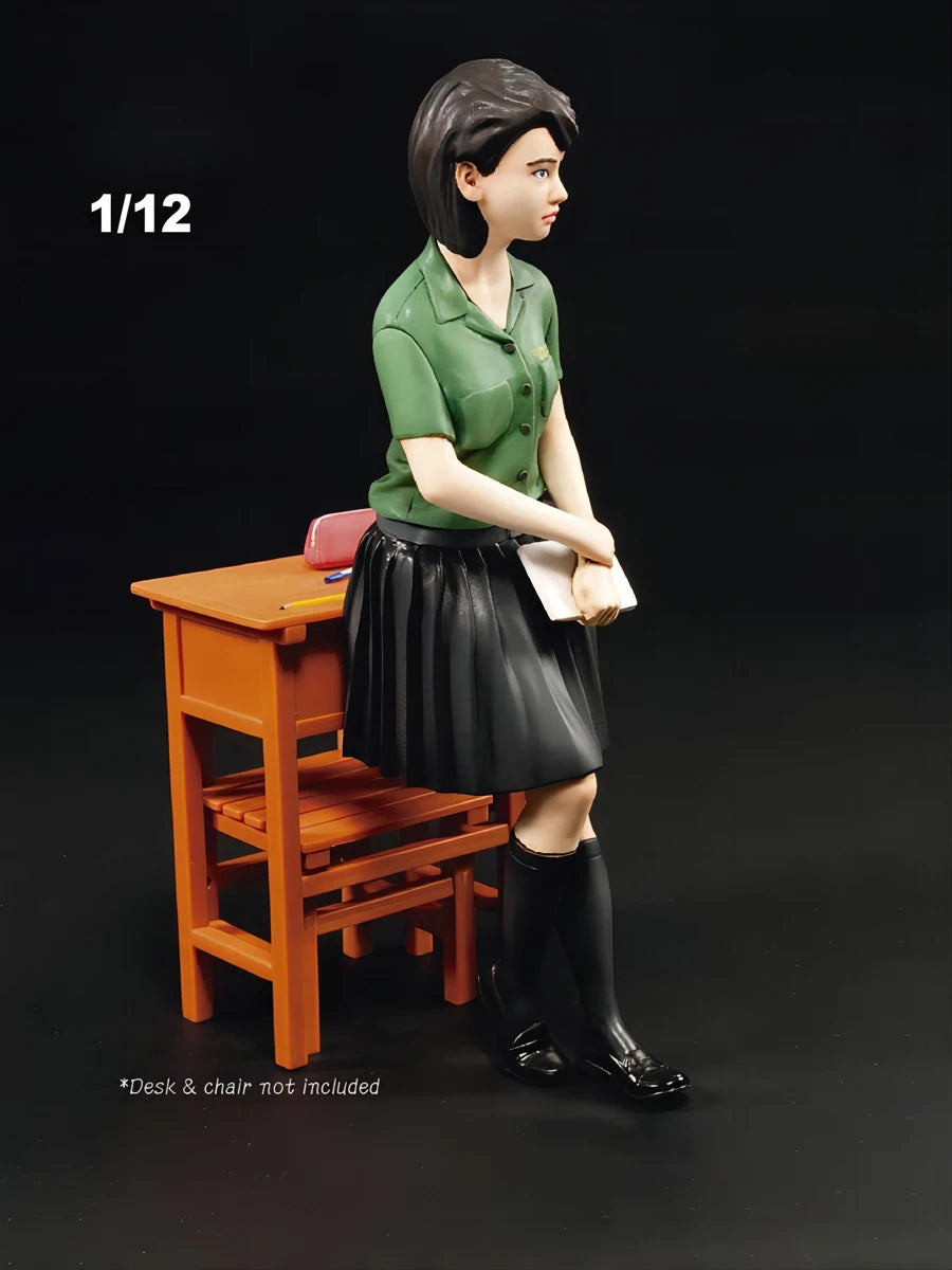 Female High School Student in Green Shirt 1/12 Resin Figure - 1/12 resin model view 2