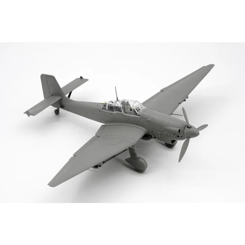 WWII German Messerschmitt Bf 110 Heavy Fighter Plastic Aircraft Kit - resin model view 4