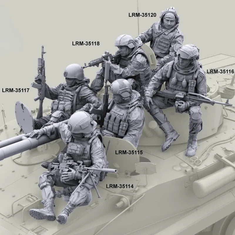 Modern Special Forces Armor Vehicle Crew 1/35 Resin Figure Set (7 Figures) - 1/35 resin model view 2